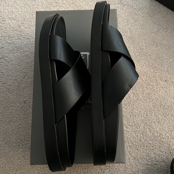 Black Stacy adams criss cross slipper main image 5